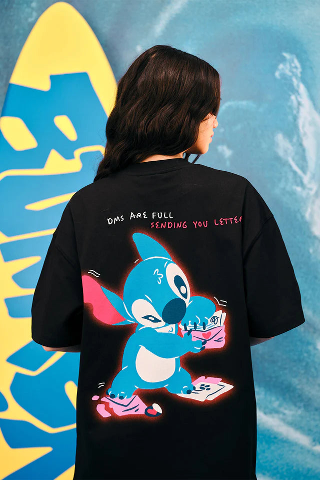 Friend in Need Oversized T-shirt Unisex