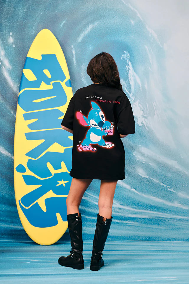 Friend in Need Oversized T-shirt Unisex